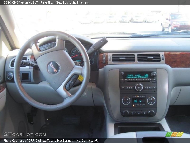 Pure Silver Metallic / Light Titanium 2010 GMC Yukon XL SLT