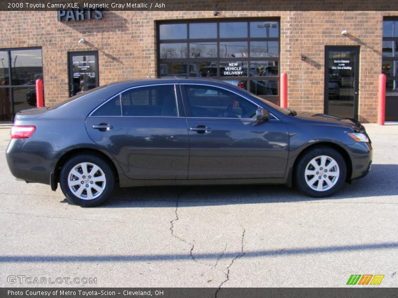 Magnetic Gray Metallic / Ash 2008 Toyota Camry XLE