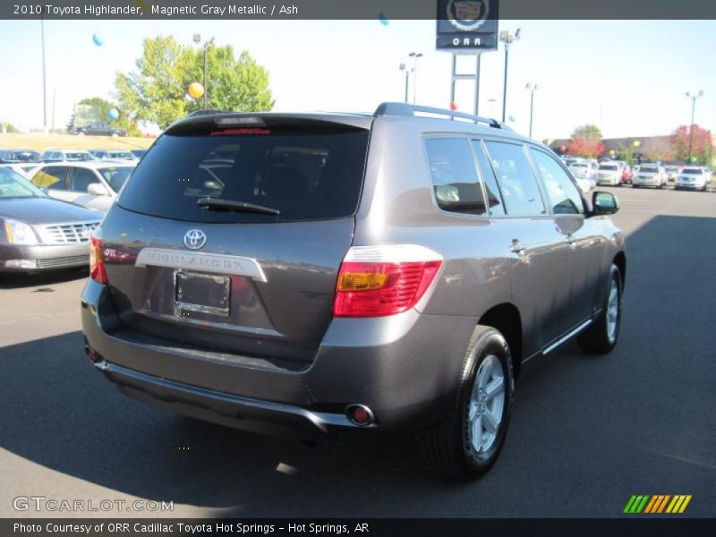 Magnetic Gray Metallic / Ash 2010 Toyota Highlander
