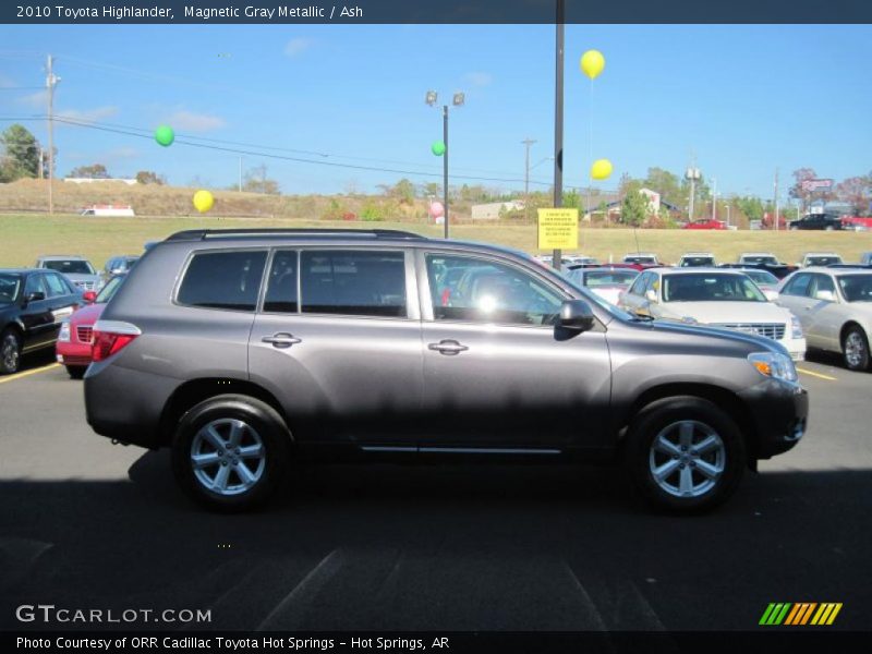 Magnetic Gray Metallic / Ash 2010 Toyota Highlander