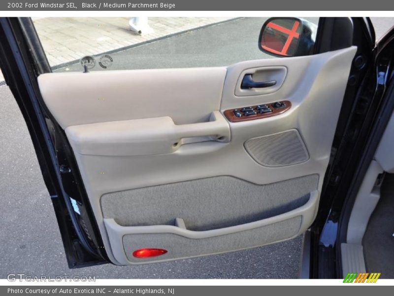 Door Panel of 2002 Windstar SEL
