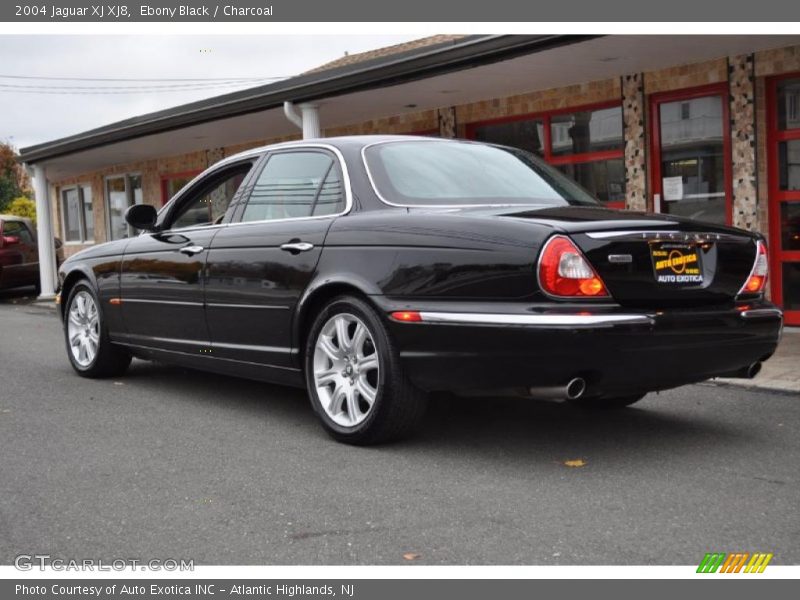 Ebony Black / Charcoal 2004 Jaguar XJ XJ8