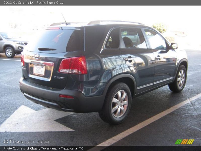 Pacific Blue / Gray 2011 Kia Sorento LX