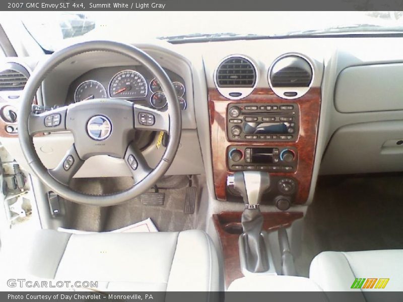 Summit White / Light Gray 2007 GMC Envoy SLT 4x4