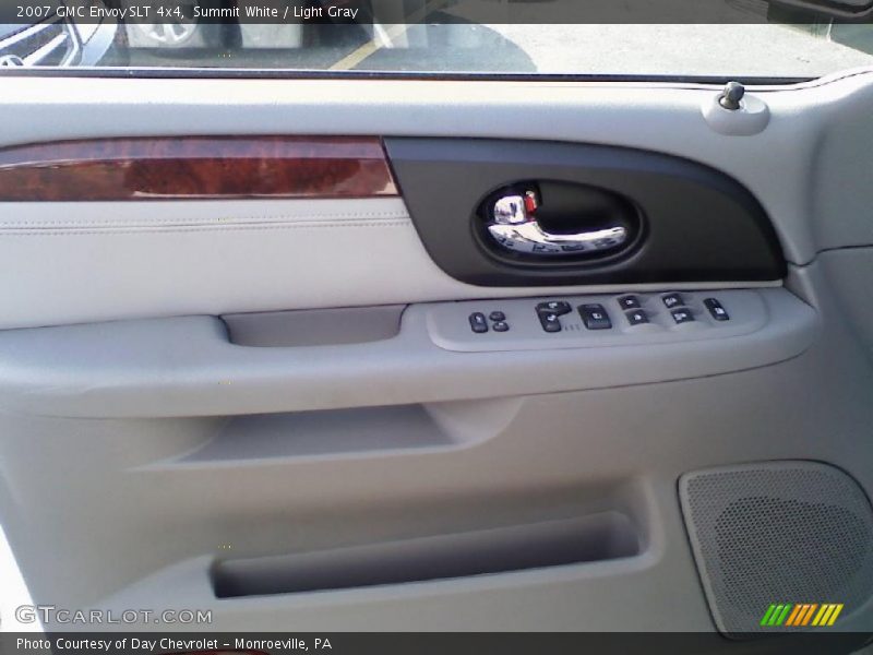 Summit White / Light Gray 2007 GMC Envoy SLT 4x4