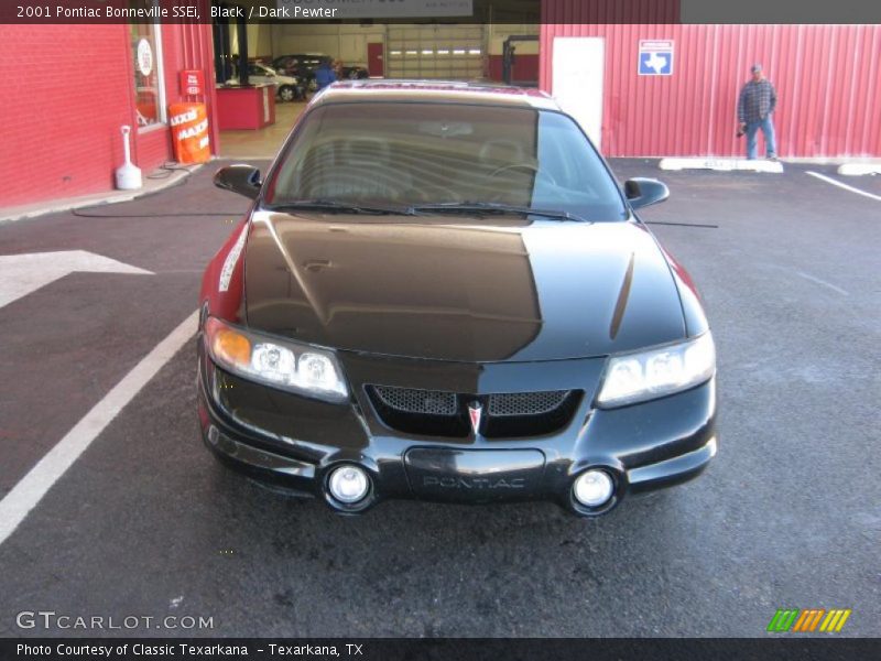 Black / Dark Pewter 2001 Pontiac Bonneville SSEi