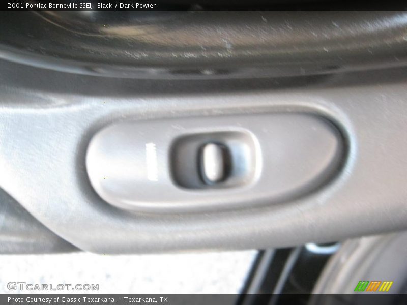 Black / Dark Pewter 2001 Pontiac Bonneville SSEi