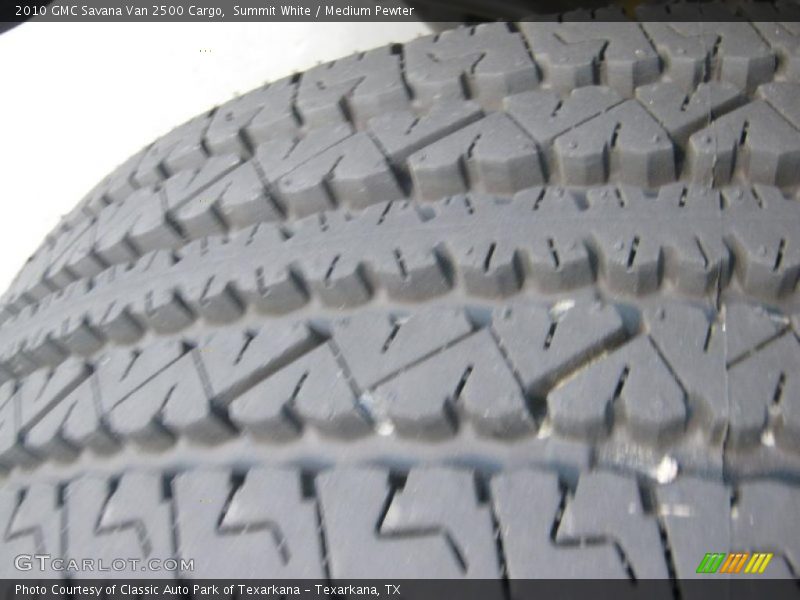 Summit White / Medium Pewter 2010 GMC Savana Van 2500 Cargo