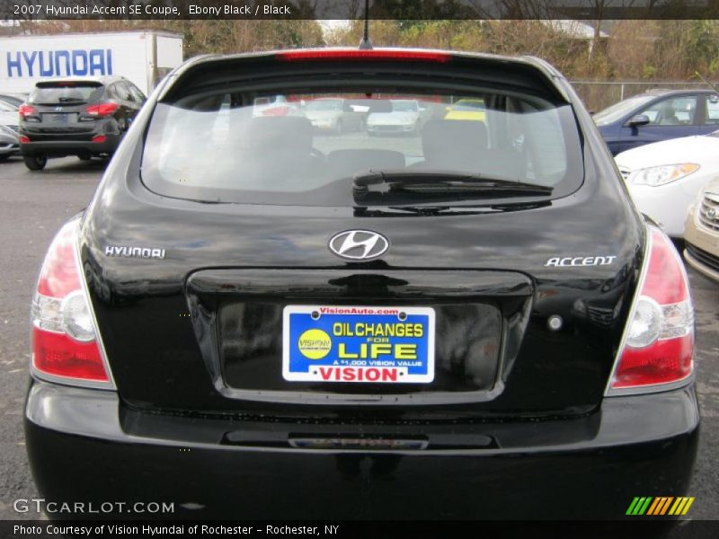 Ebony Black / Black 2007 Hyundai Accent SE Coupe