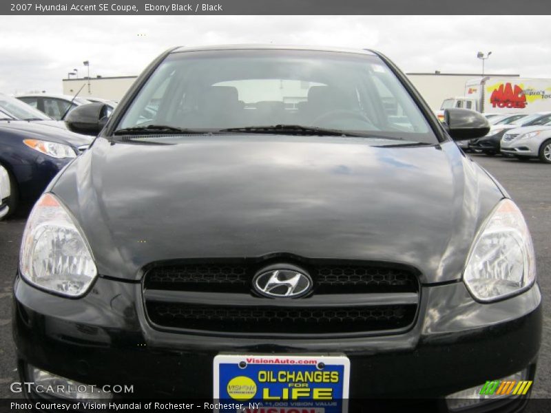 Ebony Black / Black 2007 Hyundai Accent SE Coupe