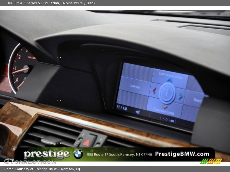 Alpine White / Black 2008 BMW 5 Series 535xi Sedan