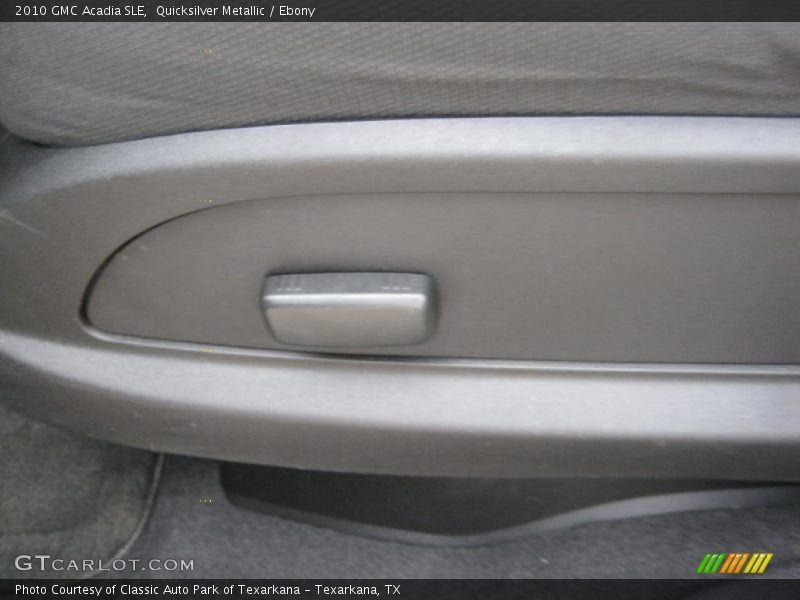 Quicksilver Metallic / Ebony 2010 GMC Acadia SLE