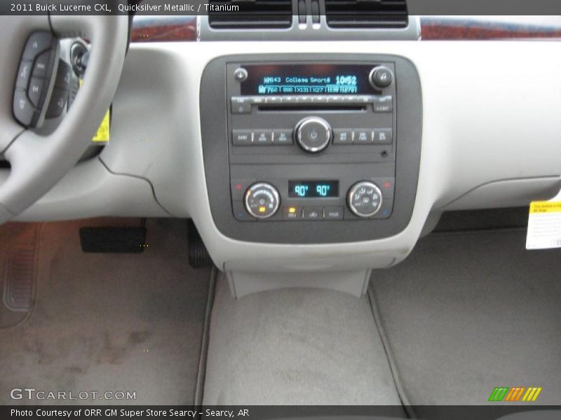 Quicksilver Metallic / Titanium 2011 Buick Lucerne CXL