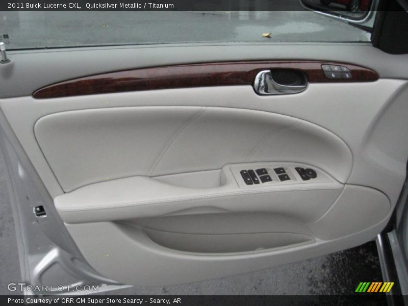 Quicksilver Metallic / Titanium 2011 Buick Lucerne CXL