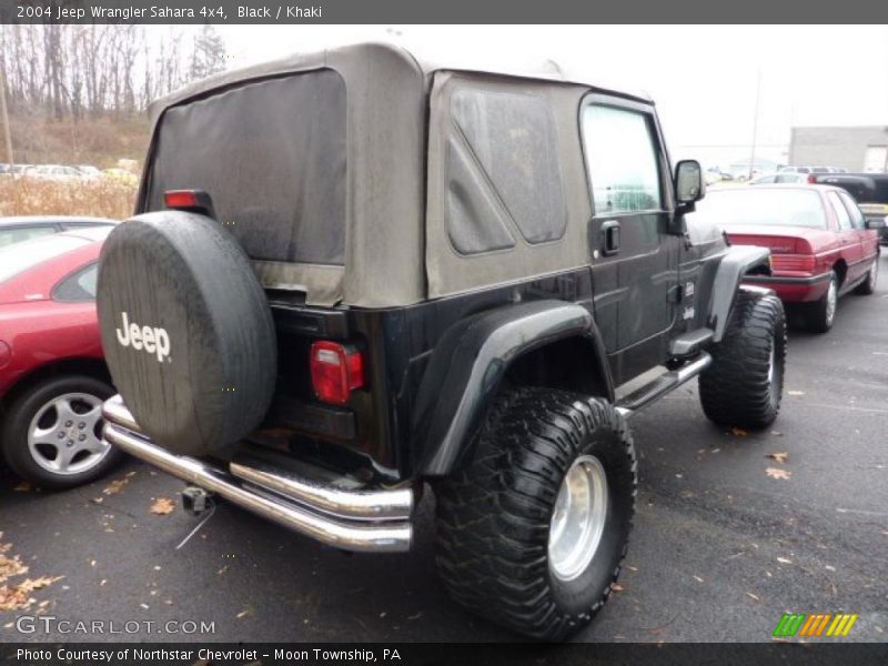 Black / Khaki 2004 Jeep Wrangler Sahara 4x4