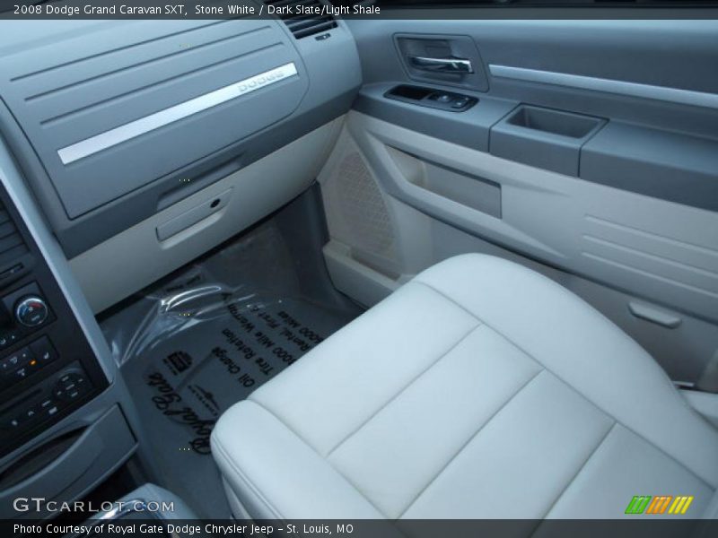 Stone White / Dark Slate/Light Shale 2008 Dodge Grand Caravan SXT