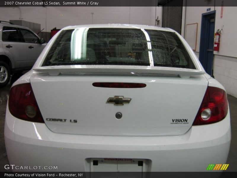 Summit White / Gray 2007 Chevrolet Cobalt LS Sedan