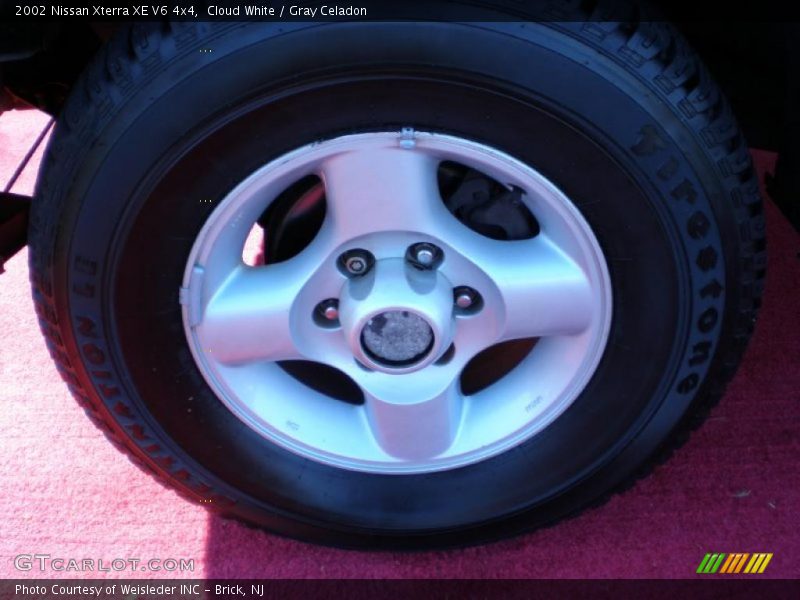 Cloud White / Gray Celadon 2002 Nissan Xterra XE V6 4x4