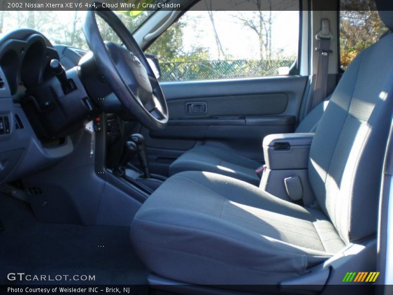 Cloud White / Gray Celadon 2002 Nissan Xterra XE V6 4x4