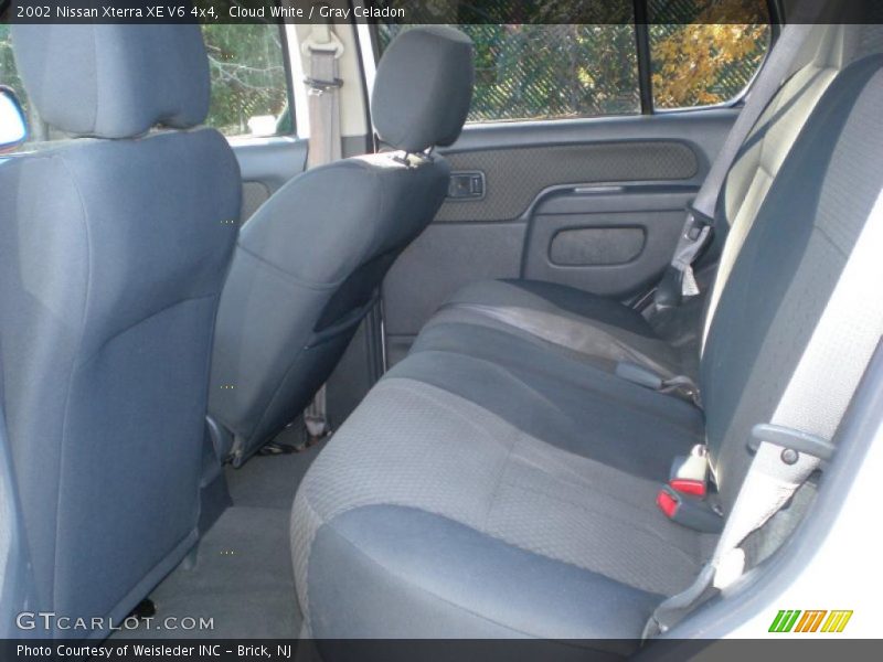 Cloud White / Gray Celadon 2002 Nissan Xterra XE V6 4x4