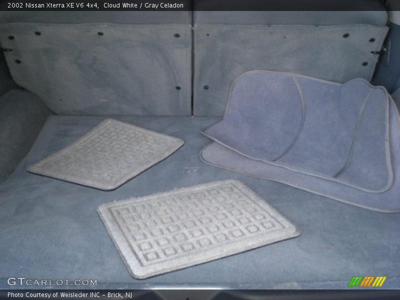 Cloud White / Gray Celadon 2002 Nissan Xterra XE V6 4x4