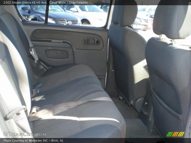 Cloud White / Gray Celadon 2002 Nissan Xterra XE V6 4x4
