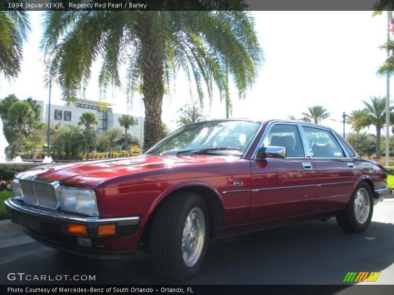 Front 3/4 View of 1994 XJ XJ6