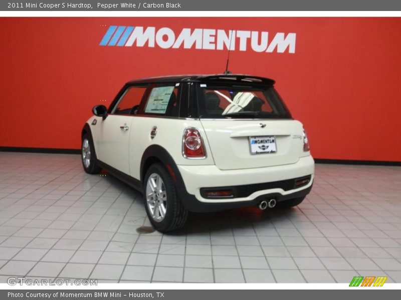 Pepper White / Carbon Black 2011 Mini Cooper S Hardtop