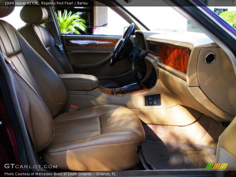 Regency Red Pearl / Barley 1994 Jaguar XJ XJ6