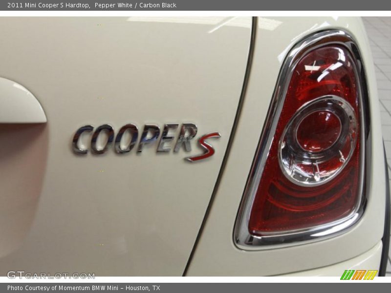Pepper White / Carbon Black 2011 Mini Cooper S Hardtop
