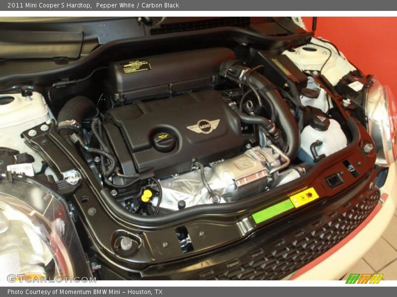 Pepper White / Carbon Black 2011 Mini Cooper S Hardtop
