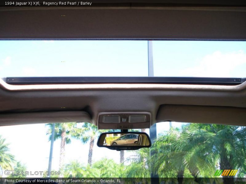 Regency Red Pearl / Barley 1994 Jaguar XJ XJ6