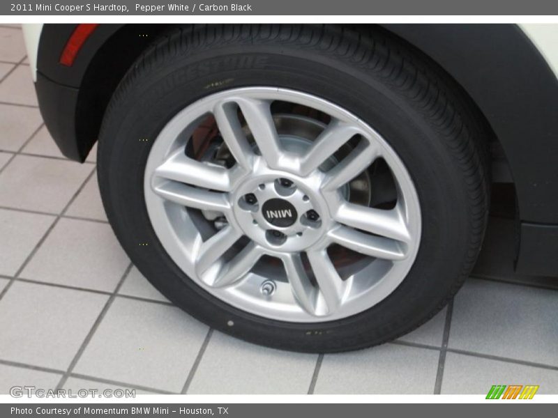 Pepper White / Carbon Black 2011 Mini Cooper S Hardtop
