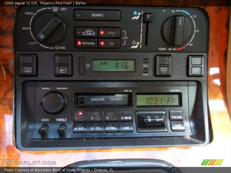 Regency Red Pearl / Barley 1994 Jaguar XJ XJ6