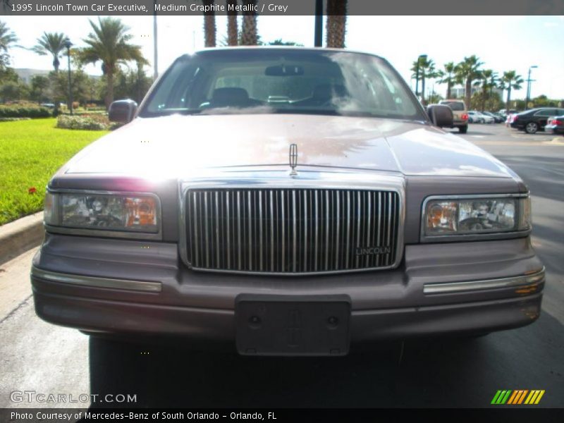 Medium Graphite Metallic / Grey 1995 Lincoln Town Car Executive