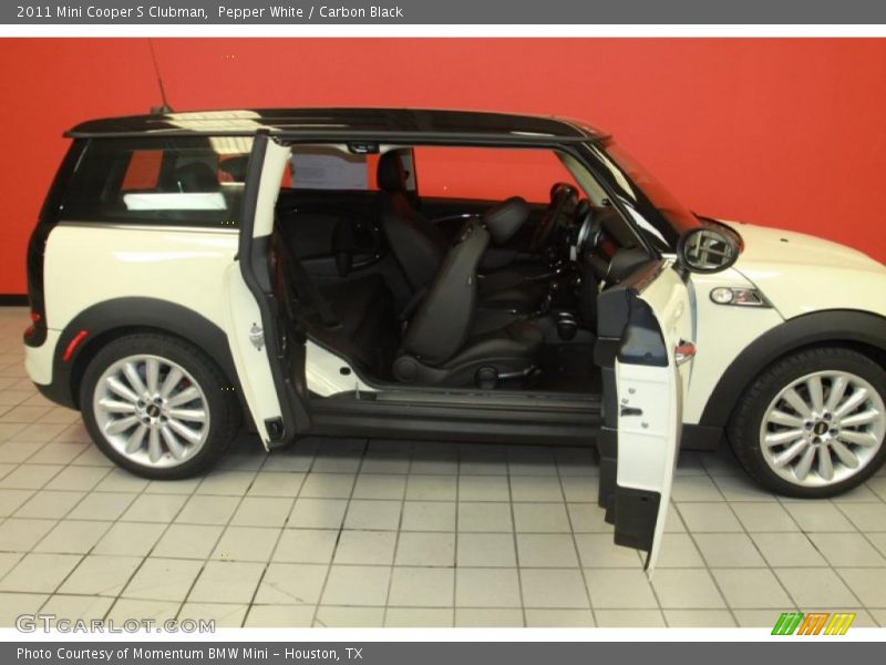Pepper White / Carbon Black 2011 Mini Cooper S Clubman