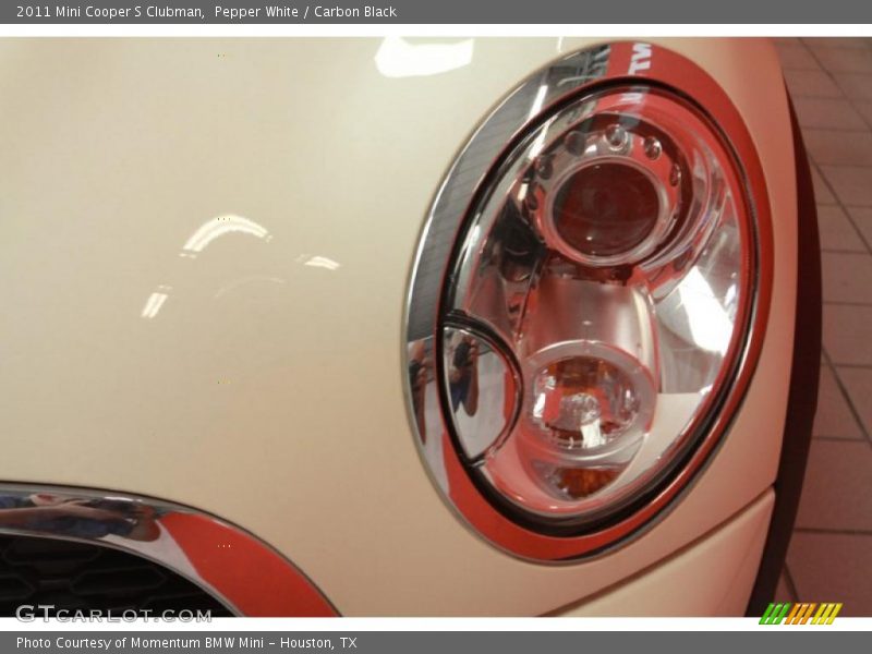 Pepper White / Carbon Black 2011 Mini Cooper S Clubman