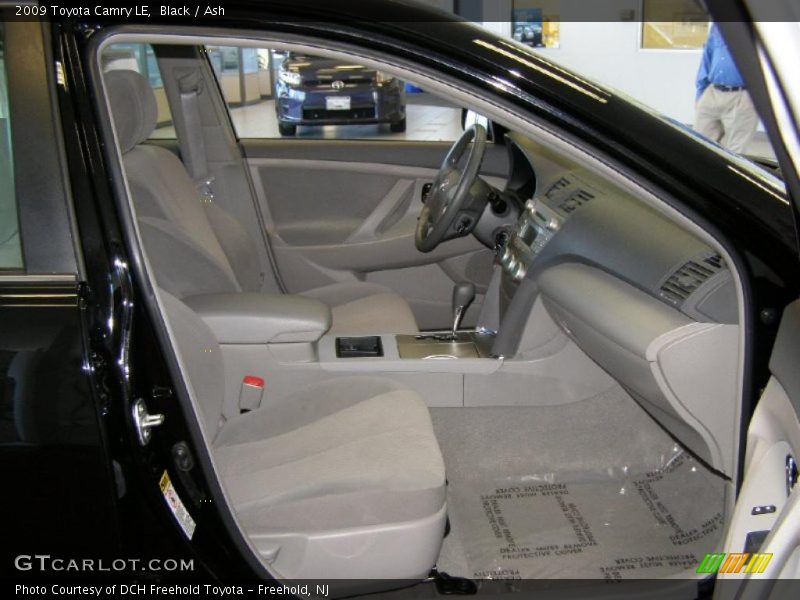 Black / Ash 2009 Toyota Camry LE