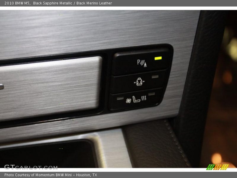 Black Sapphire Metallic / Black Merino Leather 2010 BMW M5