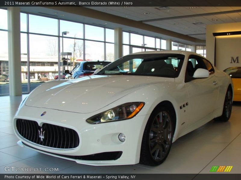 Bianco Eldorado (White) / Nero 2011 Maserati GranTurismo S Automatic