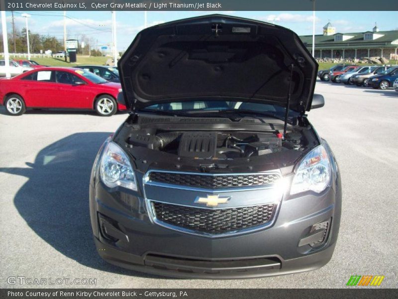 Cyber Gray Metallic / Light Titanium/Jet Black 2011 Chevrolet Equinox LS