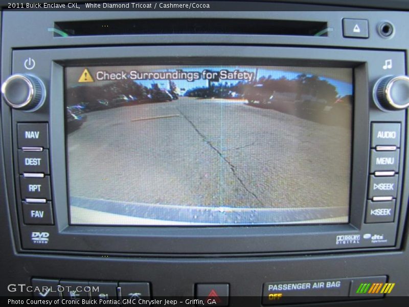 White Diamond Tricoat / Cashmere/Cocoa 2011 Buick Enclave CXL