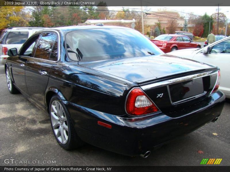 Ebony Black / Charcoal/Charcoal 2009 Jaguar XJ XJ8