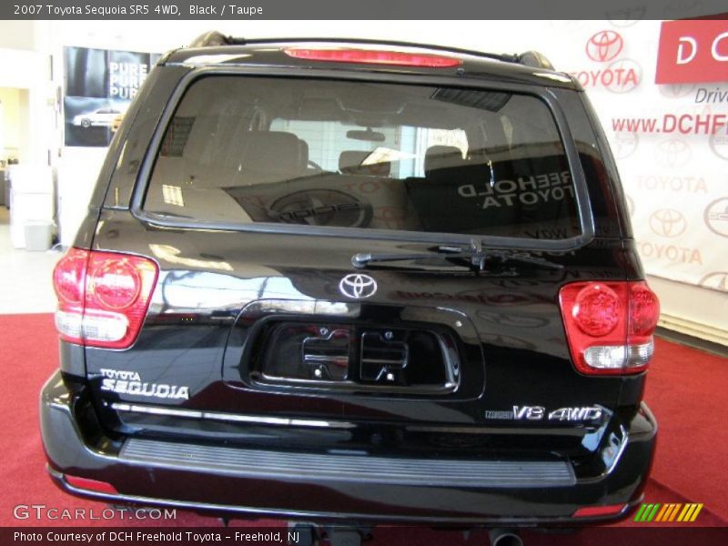 Black / Taupe 2007 Toyota Sequoia SR5 4WD