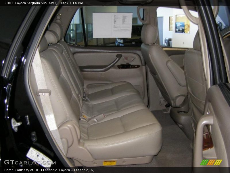 Black / Taupe 2007 Toyota Sequoia SR5 4WD
