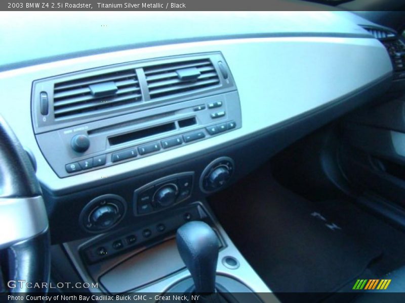 Titanium Silver Metallic / Black 2003 BMW Z4 2.5i Roadster