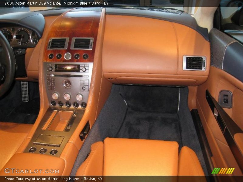 Dashboard of 2006 DB9 Volante