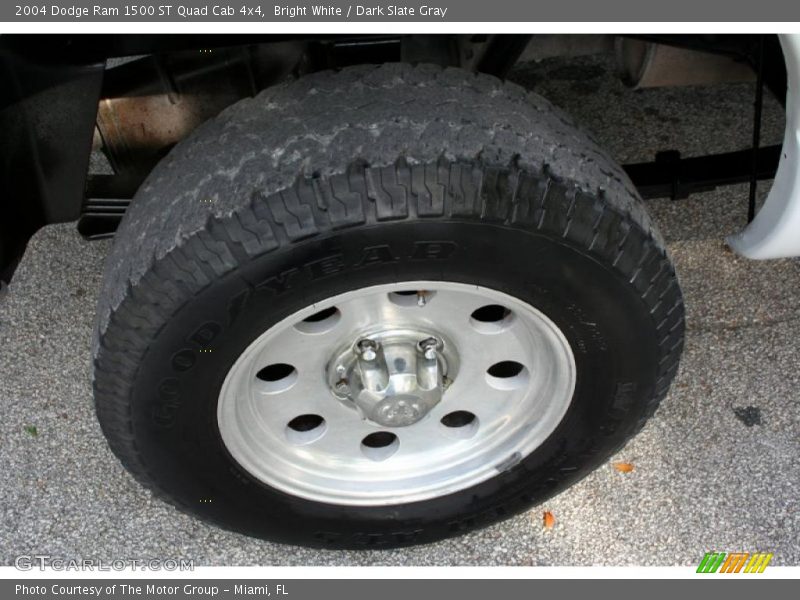 Bright White / Dark Slate Gray 2004 Dodge Ram 1500 ST Quad Cab 4x4