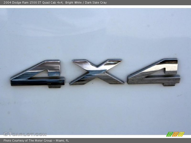 Bright White / Dark Slate Gray 2004 Dodge Ram 1500 ST Quad Cab 4x4