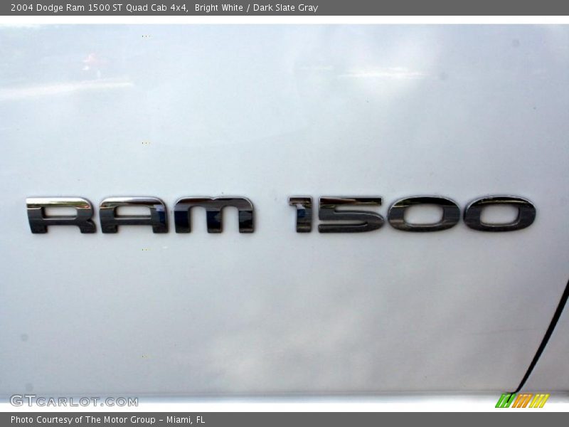 Bright White / Dark Slate Gray 2004 Dodge Ram 1500 ST Quad Cab 4x4
